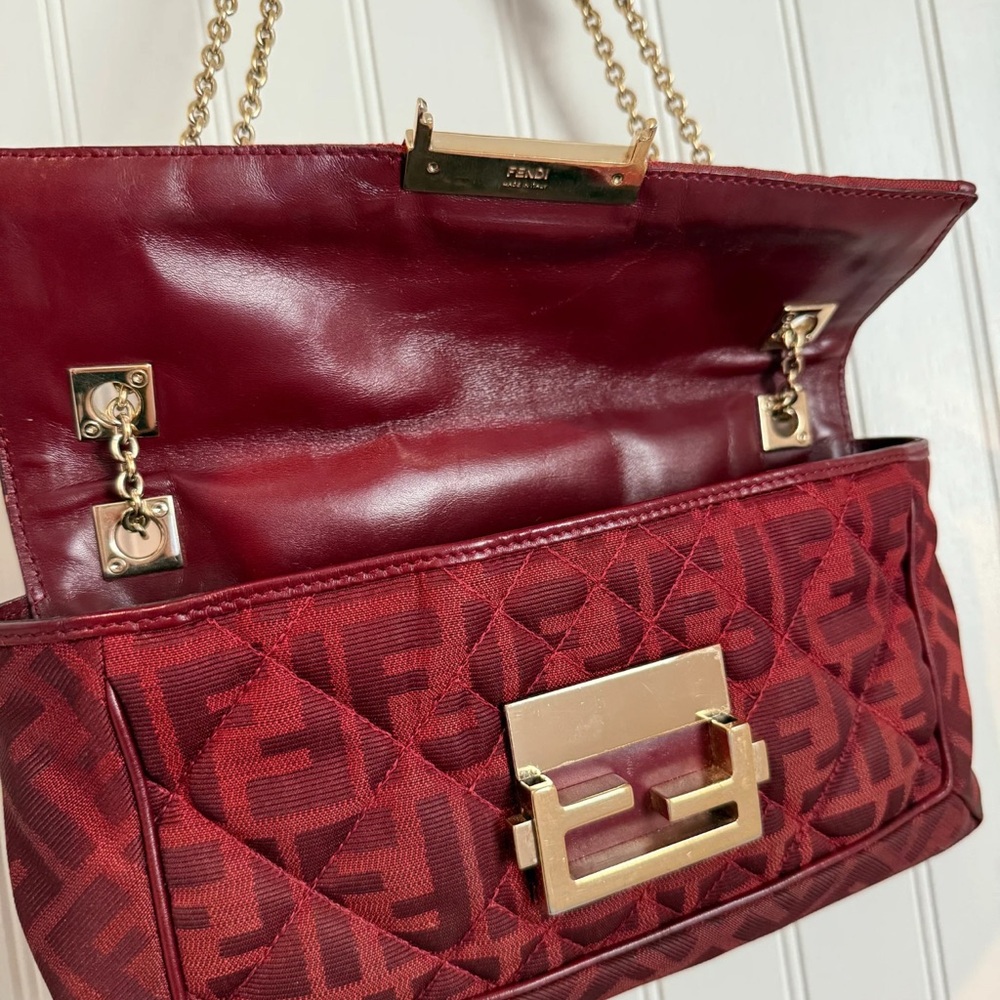 Fendi Red Shoulder Bag with Monogram and Gold Hardware - Picture 2 of 16